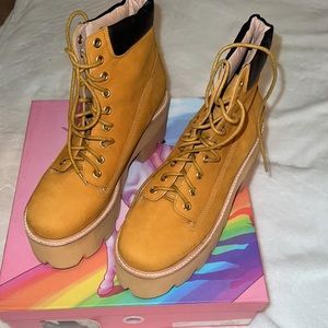 Jeffrey Campbell Nirvana Wheat Nubuck Women’s size 8 boots
